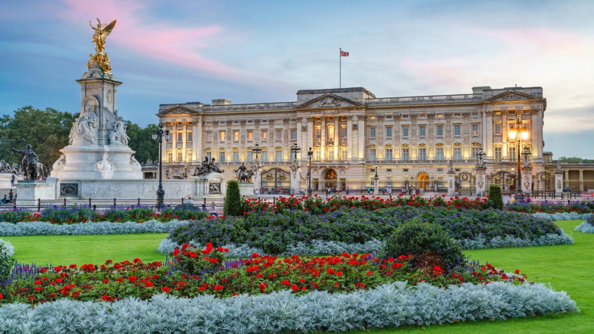 Luxury 1-bed In Sought After Prime Location *